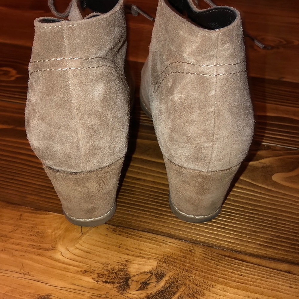 💖SUPER CUTE BOOTIES💖 - Picture 3 of 3